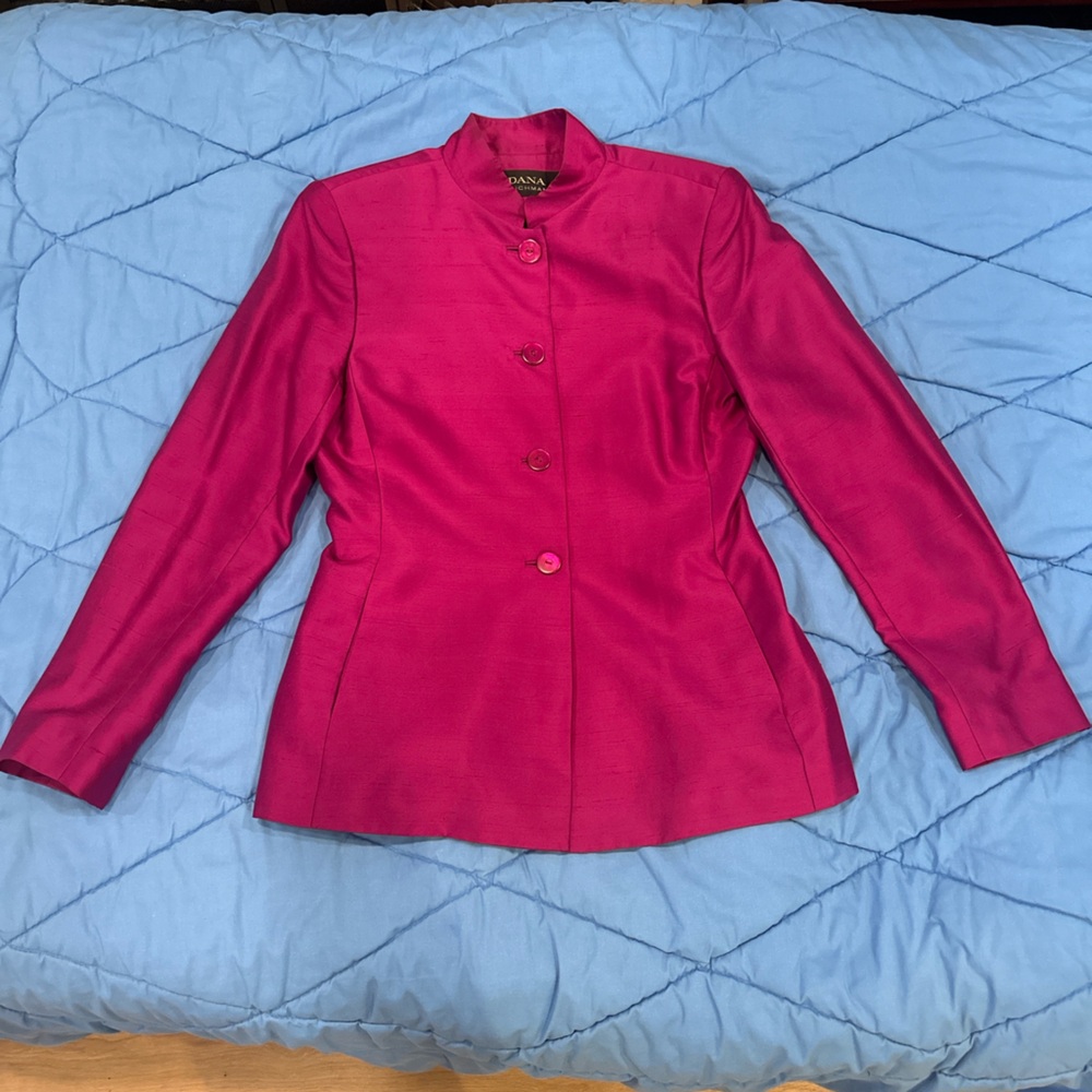 Dana Buchman 100% Silk Fuschia Blazer Lightweight Suit Jacket